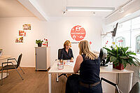 [Translate to Deutsch, leichte Sprache:] 